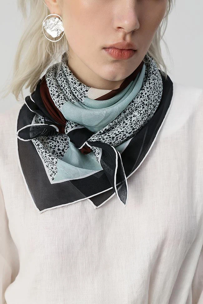 Lenços De Seda Leopardo Sheer